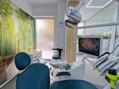 Slider image (1) ProDent dental clinic